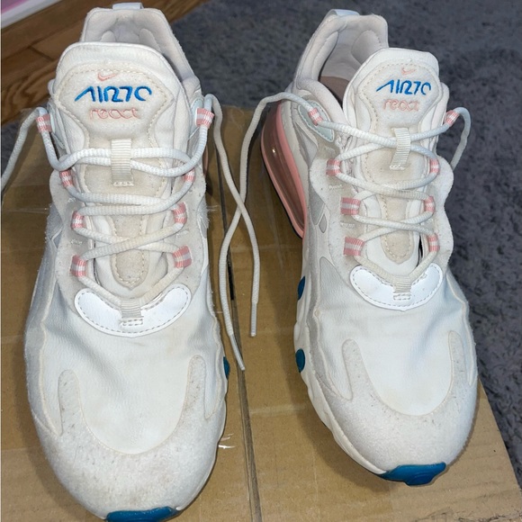 Womens Nike Air Max 270 React in “American Modern” - Picture 3 of 8